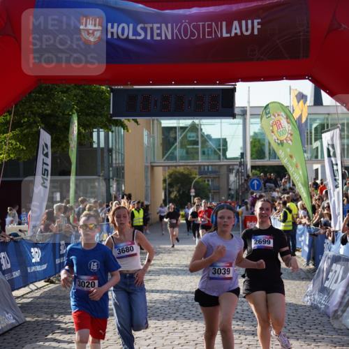 13.06.2025 - Holstenköstenlauf Felixshl http://msf.ph/oto/7941663 13.06.2025 18:07:37 Laufen 2699, 2860, 2913, 2993, 3020, 3039, 3678, 3680 meine-sportfotos.de