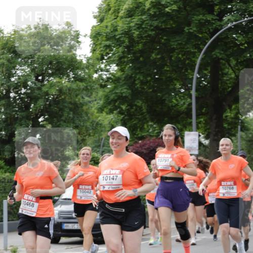 15.06.2025 - REWE Women's Run Jannik Wohlers http://msf.ph/oto/7941664 15.06.2025 08:28:23 Laufen 10468, 10042, 10147, 10791, 10768 meine-sportfotos.de