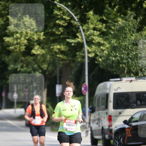 15.06.2025 - REWE Women's Run Jannik Wohlers http://msf.ph/oto/7941710 15.06.2025 09:59:28 Laufen 10694 meine-sportfotos.de