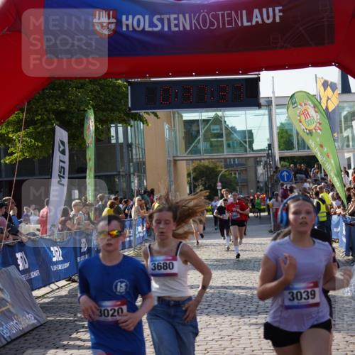 13.06.2025 - Holstenköstenlauf Felixshl http://msf.ph/oto/7941739 13.06.2025 18:07:38 Laufen 2699, 2860, 2913, 3020, 3039, 3077, 3678, 3680 meine-sportfotos.de