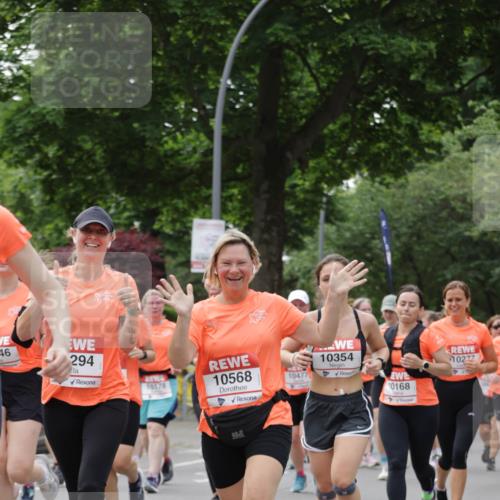 15.06.2025 - REWE Women's Run Jannik Wohlers http://msf.ph/oto/7941832 15.06.2025 08:28:25 Laufen 46, 294, 10178, 10568, 10354, 10277, 10477, 10168 meine-sportfotos.de