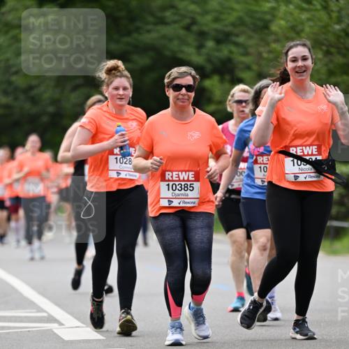 15.06.2025 - REWE Women's Run Dr. Thomas Lammeyer http://msf.ph/oto/7941852 15.06.2025 09:21:26 Laufen 1028, 10384, 10, 10385 meine-sportfotos.de
