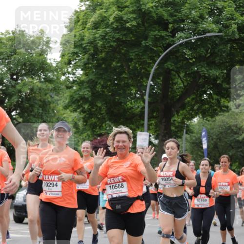 15.06.2025 - REWE Women's Run Jannik Wohlers http://msf.ph/oto/7941856 15.06.2025 08:28:26 Laufen 10294, 10568, 10354, 10277, 10168 meine-sportfotos.de