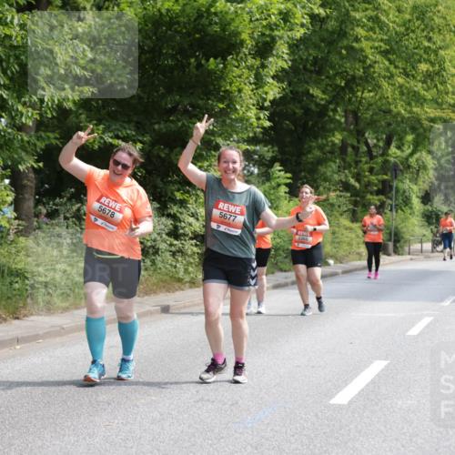15.06.2025 - REWE Women's Run Jannik Wohlers http://msf.ph/oto/7941893 15.06.2025 10:15:44 Laufen 5678, 5677, 5366 meine-sportfotos.de