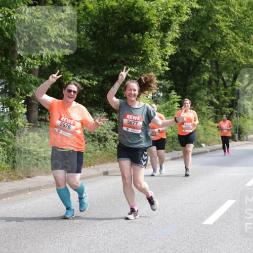 15.06.2025 - REWE Women's Run Jannik Wohlers http://msf.ph/oto/7941917 15.06.2025 10:15:44 Laufen 5678, 5677, 5413, 5366 meine-sportfotos.de