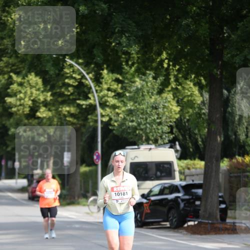 15.06.2025 - REWE Women's Run Jannik Wohlers http://msf.ph/oto/7941961 15.06.2025 09:59:47 Laufen 10181 meine-sportfotos.de