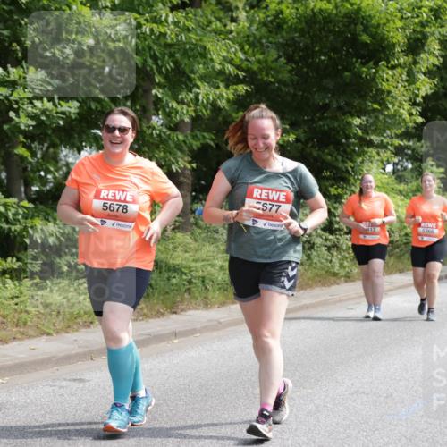 15.06.2025 - REWE Women's Run Jannik Wohlers http://msf.ph/oto/7942008 15.06.2025 10:15:45 Laufen 5678, 5677, 5413, 5366 meine-sportfotos.de