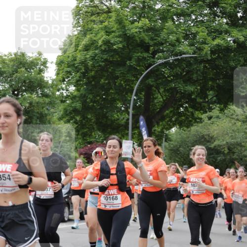15.06.2025 - REWE Women's Run Jannik Wohlers http://msf.ph/oto/7942025 15.06.2025 08:28:28 Laufen 354, 37, 10751, 10168, 107, 68310, 10653 meine-sportfotos.de