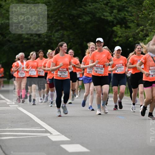 15.06.2025 - REWE Women's Run Dr. Thomas Lammeyer http://msf.ph/oto/7942038 15.06.2025 09:21:30 Laufen 10110, 10742, 1075, 10740, 0463, 102 meine-sportfotos.de