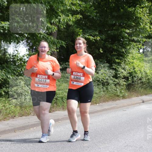 15.06.2025 - REWE Women's Run Jannik Wohlers http://msf.ph/oto/7942074 15.06.2025 10:15:48 Laufen 5413, 5366 meine-sportfotos.de