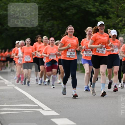 15.06.2025 - REWE Women's Run Dr. Thomas Lammeyer http://msf.ph/oto/7942081 15.06.2025 09:21:31 Laufen 10759, 10742, 10064, 40, 463 meine-sportfotos.de