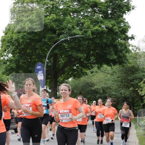 15.06.2025 - REWE Women's Run Jannik Wohlers http://msf.ph/oto/7942085 15.06.2025 08:28:29 Laufen 1014, 10752, 68310, 104, 10653, 10220, 7119 meine-sportfotos.de