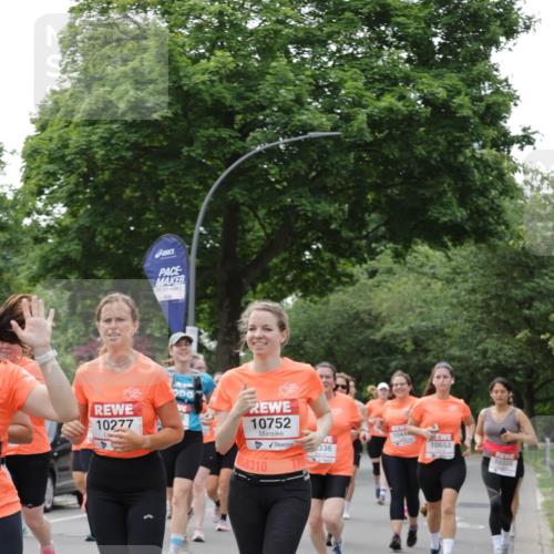 15.06.2025 - REWE Women's Run Jannik Wohlers http://msf.ph/oto/7942098 15.06.2025 08:28:29 Laufen 0, 30, 10277, 10752, 8310, 1044, 10653, 336, 10220 meine-sportfotos.de