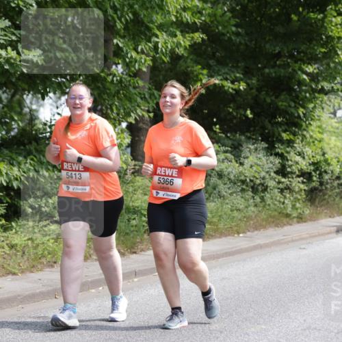 15.06.2025 - REWE Women's Run Jannik Wohlers http://msf.ph/oto/7942102 15.06.2025 10:15:48 Laufen 5413, 5366 meine-sportfotos.de