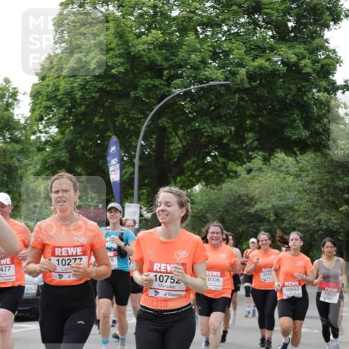 15.06.2025 - REWE Women's Run Jannik Wohlers http://msf.ph/oto/7942128 15.06.2025 08:28:29 Laufen 477, 10277, 10752, 8310, 1044, 0336, 10653, 10220 meine-sportfotos.de