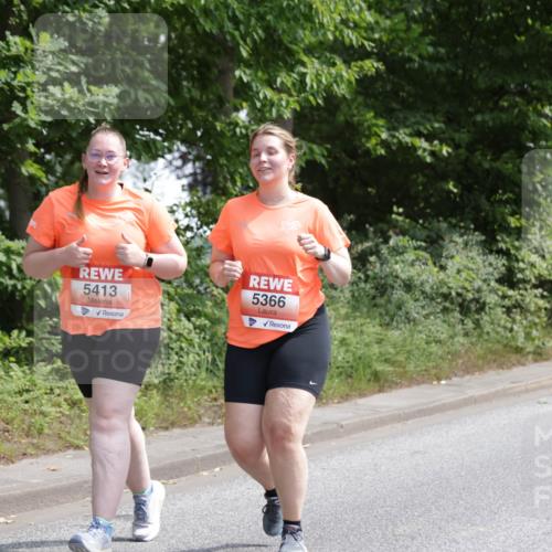 15.06.2025 - REWE Women's Run Jannik Wohlers http://msf.ph/oto/7942132 15.06.2025 10:15:49 Laufen 5413, 5366, 6399 meine-sportfotos.de