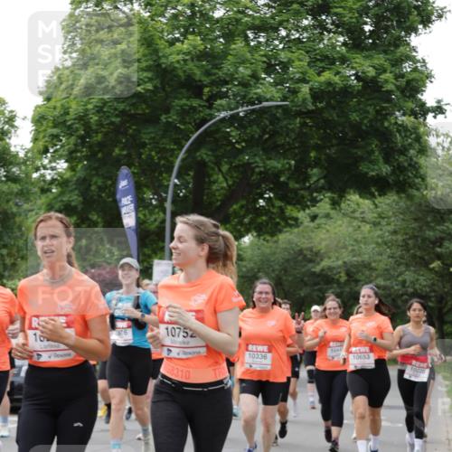 15.06.2025 - REWE Women's Run Jannik Wohlers http://msf.ph/oto/7942133 15.06.2025 08:28:29 Laufen 20, 10336, 1044, 10653, 68310, 16, 876, 10752, 10220 meine-sportfotos.de