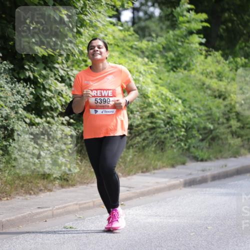15.06.2025 - REWE Women's Run Jannik Wohlers http://msf.ph/oto/7942156 15.06.2025 10:15:51 Laufen 5399 meine-sportfotos.de