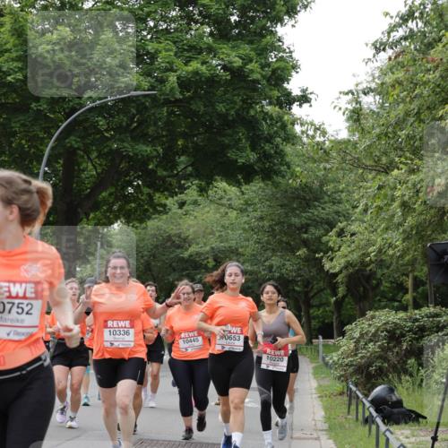 15.06.2025 - REWE Women's Run Jannik Wohlers http://msf.ph/oto/7942170 15.06.2025 08:28:30 Laufen 0752, 10336, 10445, 0, 0653, 10220 meine-sportfotos.de