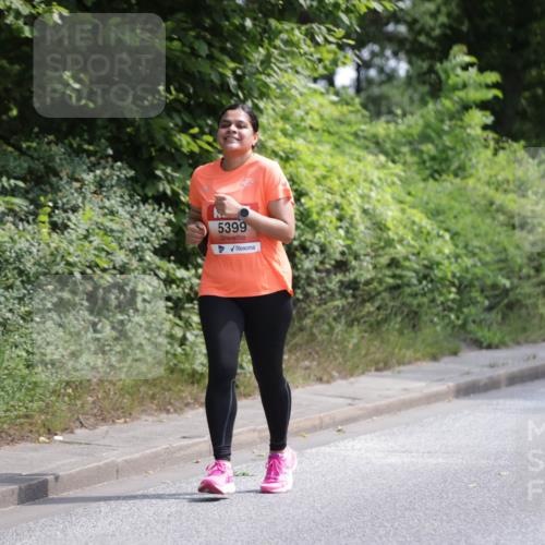 15.06.2025 - REWE Women's Run Jannik Wohlers http://msf.ph/oto/7942198 15.06.2025 10:15:51 Laufen 5399 meine-sportfotos.de