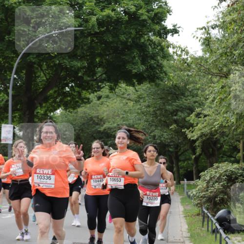 15.06.2025 - REWE Women's Run Jannik Wohlers http://msf.ph/oto/7942205 15.06.2025 08:28:30 Laufen 19346, 10336, 10445, 10653, 0650, 10220 meine-sportfotos.de
