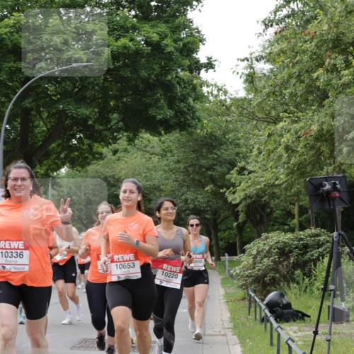 15.06.2025 - REWE Women's Run Jannik Wohlers http://msf.ph/oto/7942228 15.06.2025 08:28:31 Laufen 10336, 10653, 10220, 7, 0650 meine-sportfotos.de