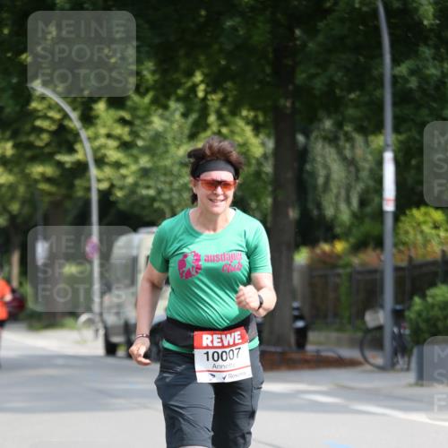 15.06.2025 - REWE Women's Run Jannik Wohlers http://msf.ph/oto/7942252 15.06.2025 10:00:05 Laufen 10007 meine-sportfotos.de
