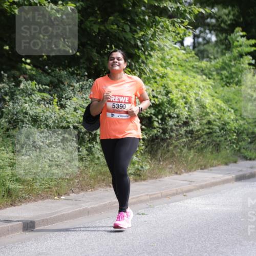 15.06.2025 - REWE Women's Run Jannik Wohlers http://msf.ph/oto/7942256 15.06.2025 10:15:51 Laufen 5399 meine-sportfotos.de