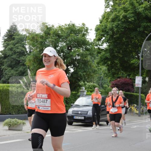 15.06.2025 - REWE Women's Run Jannik Wohlers http://msf.ph/oto/7942323 15.06.2025 08:28:37 Laufen 10487, 10544, 1043, 10351 meine-sportfotos.de