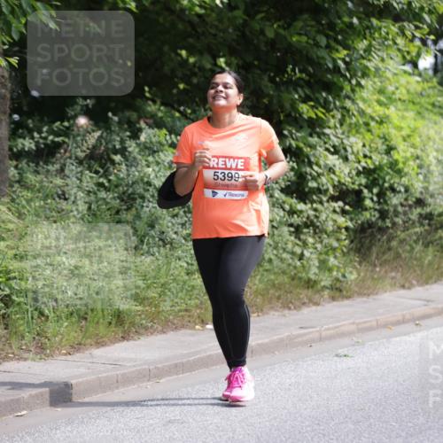 15.06.2025 - REWE Women's Run Jannik Wohlers http://msf.ph/oto/7942337 15.06.2025 10:15:52 Laufen 5399 meine-sportfotos.de