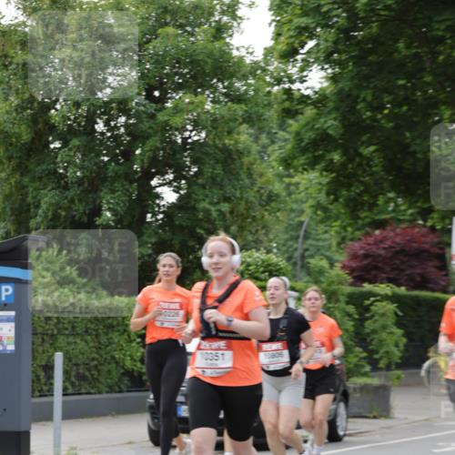 15.06.2025 - REWE Women's Run Jannik Wohlers http://msf.ph/oto/7942402 15.06.2025 08:28:38 Laufen 10351, 10806 meine-sportfotos.de
