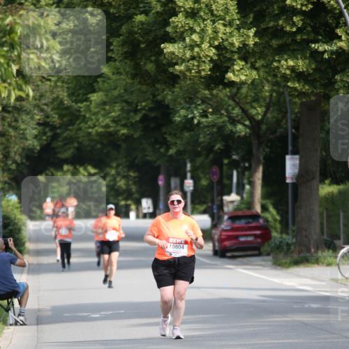 15.06.2025 - REWE Women's Run Jannik Wohlers http://msf.ph/oto/7942410 15.06.2025 10:00:21 Laufen 10804 meine-sportfotos.de
