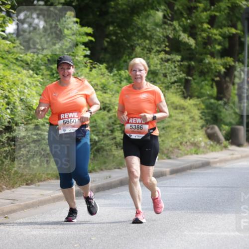 15.06.2025 - REWE Women's Run Jannik Wohlers http://msf.ph/oto/7942431 15.06.2025 10:15:55 Laufen 5650, 5386 meine-sportfotos.de