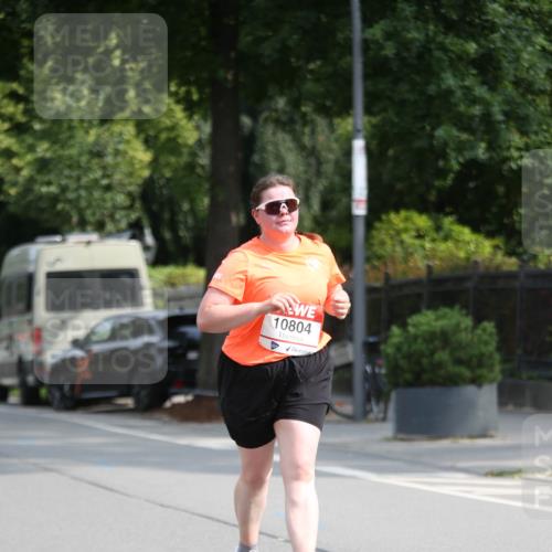 15.06.2025 - REWE Women's Run Jannik Wohlers http://msf.ph/oto/7942470 15.06.2025 10:00:29 Laufen 10804 meine-sportfotos.de