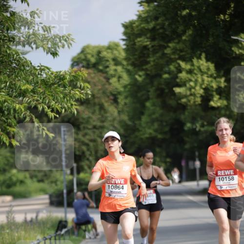 15.06.2025 - REWE Women's Run Jannik Wohlers http://msf.ph/oto/7942519 15.06.2025 08:46:44 Laufen 10864, 865, 10158 meine-sportfotos.de