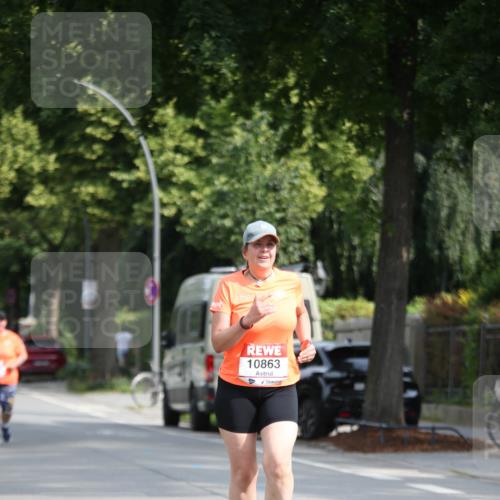 15.06.2025 - REWE Women's Run Jannik Wohlers http://msf.ph/oto/7942592 15.06.2025 10:00:43 Laufen 10863 meine-sportfotos.de