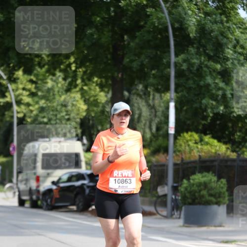 15.06.2025 - REWE Women's Run Jannik Wohlers http://msf.ph/oto/7942608 15.06.2025 10:00:45 Laufen 10863 meine-sportfotos.de