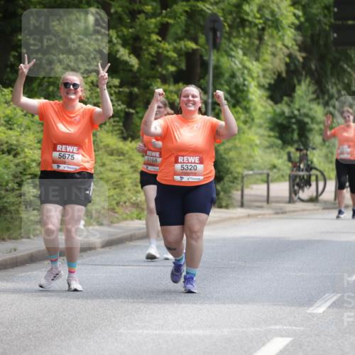 15.06.2025 - REWE Women's Run Jannik Wohlers http://msf.ph/oto/7942673 15.06.2025 10:16:08 Laufen 5675, 5168, 5320, 10333 meine-sportfotos.de
