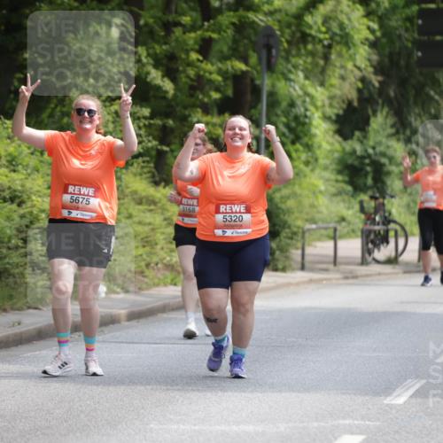 15.06.2025 - REWE Women's Run Jannik Wohlers http://msf.ph/oto/7942677 15.06.2025 10:16:08 Laufen 5675, 5168, 5320, 10333 meine-sportfotos.de