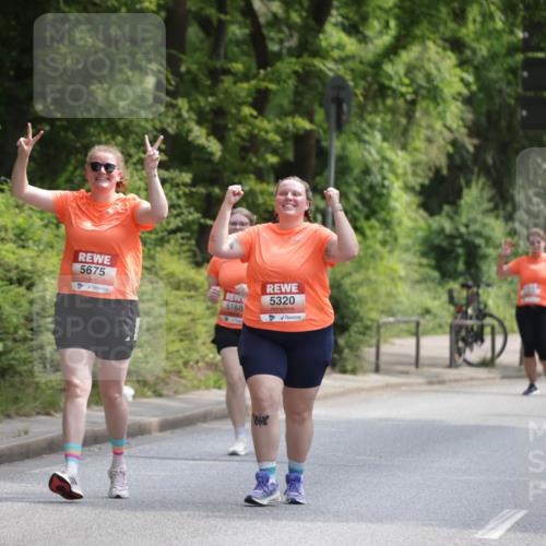 15.06.2025 - REWE Women's Run Jannik Wohlers http://msf.ph/oto/7942687 15.06.2025 10:16:08 Laufen 5675, 5320, 5168, 1032, 7 meine-sportfotos.de