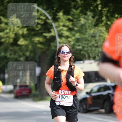 15.06.2025 - REWE Women's Run Jannik Wohlers http://msf.ph/oto/7942785 15.06.2025 10:00:59 Laufen 10815 meine-sportfotos.de