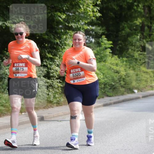 15.06.2025 - REWE Women's Run Jannik Wohlers http://msf.ph/oto/7942843 15.06.2025 10:16:14 Laufen 5675, 5320, 1633 meine-sportfotos.de