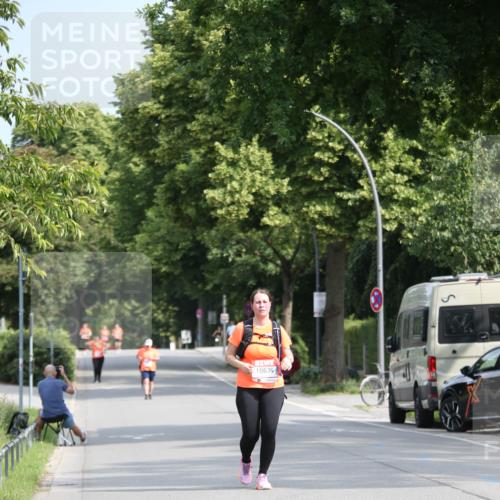 15.06.2025 - REWE Women's Run Jannik Wohlers http://msf.ph/oto/7942952 15.06.2025 10:01:12 Laufen  meine-sportfotos.de