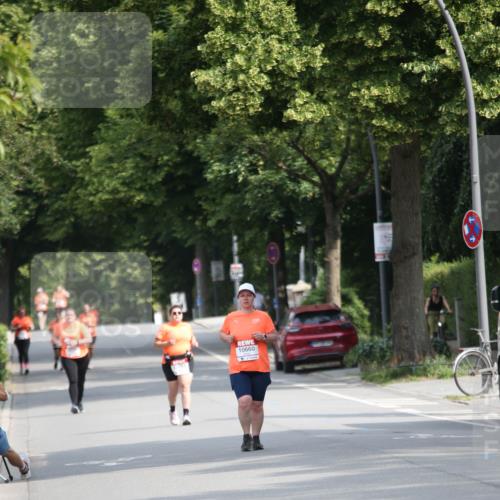 15.06.2025 - REWE Women's Run Jannik Wohlers http://msf.ph/oto/7943030 15.06.2025 10:01:27 Laufen 10660 meine-sportfotos.de
