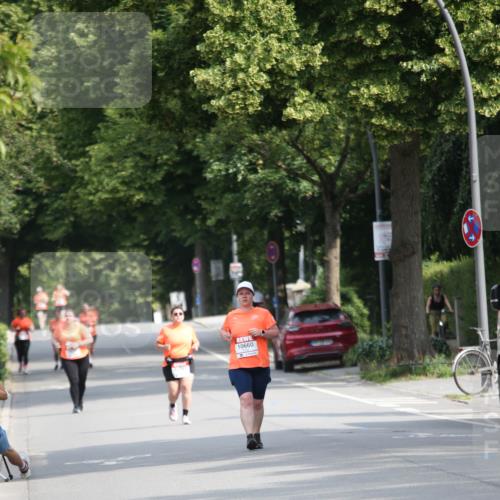 15.06.2025 - REWE Women's Run Jannik Wohlers http://msf.ph/oto/7943032 15.06.2025 10:01:28 Laufen 10660 meine-sportfotos.de