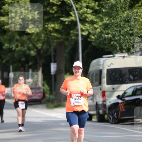 15.06.2025 - REWE Women's Run Jannik Wohlers http://msf.ph/oto/7943122 15.06.2025 10:01:37 Laufen 10660 meine-sportfotos.de