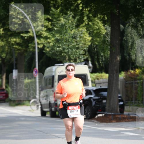 15.06.2025 - REWE Women's Run Jannik Wohlers http://msf.ph/oto/7943217 15.06.2025 10:01:46 Laufen 10283 meine-sportfotos.de