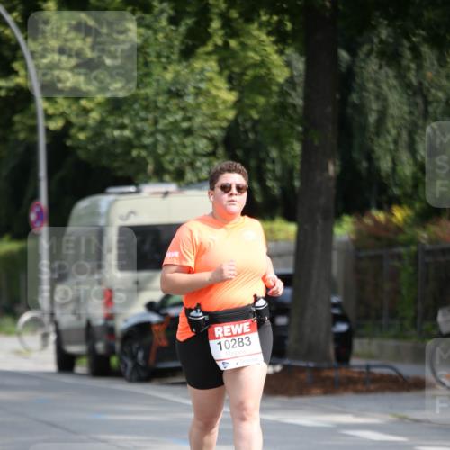 15.06.2025 - REWE Women's Run Jannik Wohlers http://msf.ph/oto/7943231 15.06.2025 10:01:47 Laufen 10283 meine-sportfotos.de