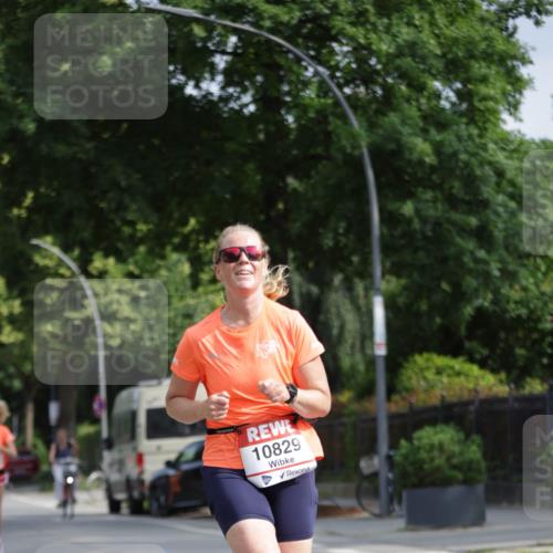 15.06.2025 - REWE Women's Run Jannik Wohlers http://msf.ph/oto/7943264 15.06.2025 08:47:06 Laufen 10829 meine-sportfotos.de