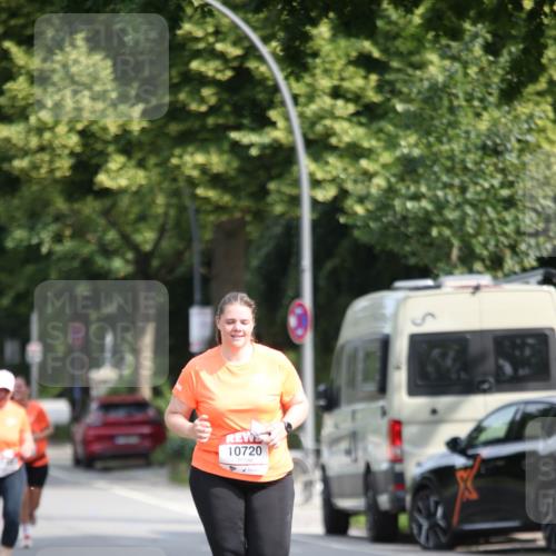 15.06.2025 - REWE Women's Run Jannik Wohlers http://msf.ph/oto/7943305 15.06.2025 10:01:50 Laufen 10720 meine-sportfotos.de